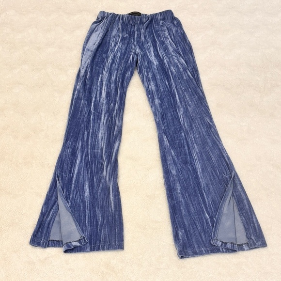 Urban Outfitters XS Alura Velvet Velour Flare Pull On Women’s Pants Blue Stretch - Picture 3 of 9